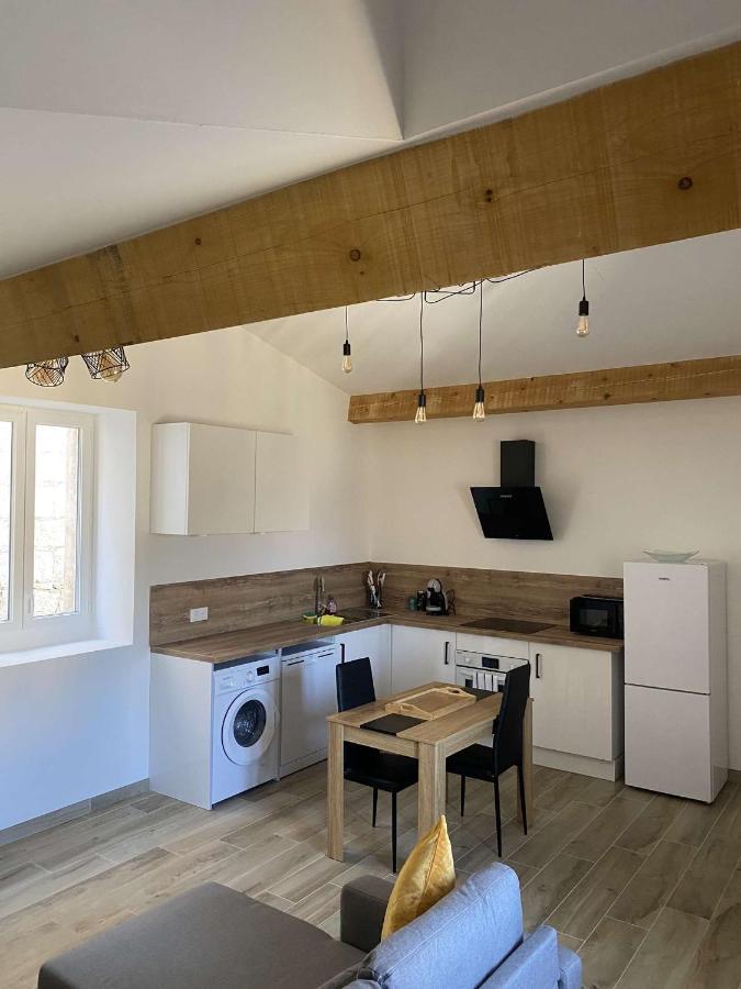 Bel Appartement Au Coeur Du Village De Sartene المظهر الخارجي الصورة